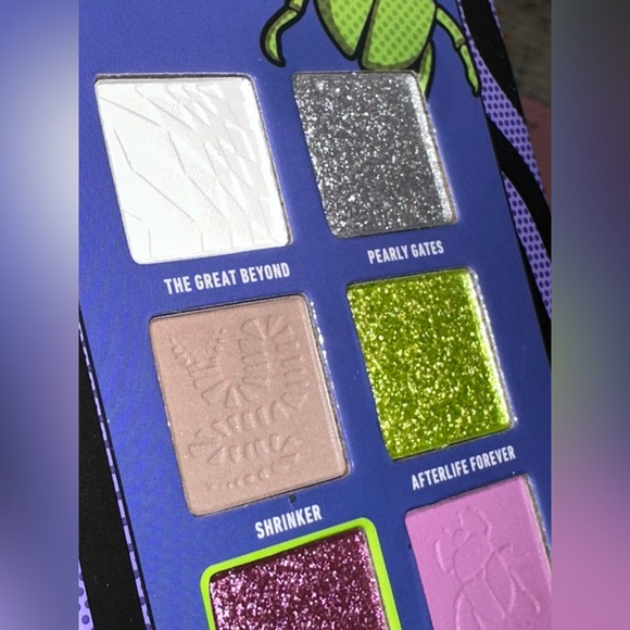 NYX Professional Makeup x Beetlejuice “Color for the Recently Deceased” Palette - Picture 12 of 15